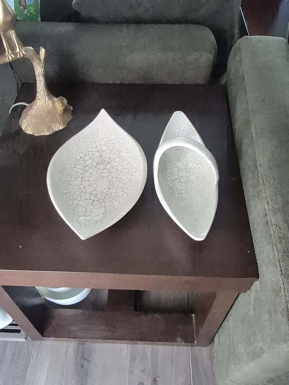 Karlsruher Majolika Ceramic Craquele Glaze Leaf Dish Set White